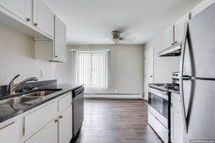 Camelot Court Apartments (Calumet Terrace) - Photo 1 of 1