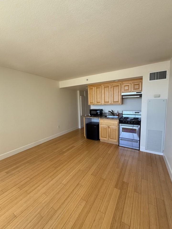 450 N Arlington Ave #814 - Photo 3 of 3