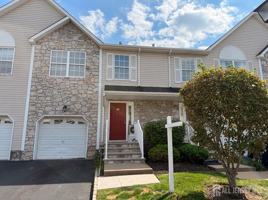 featured image of 10 Dina Ln