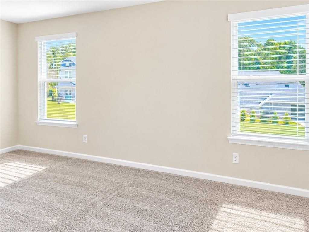 38 Warwick Ct - Photo 7 of 15