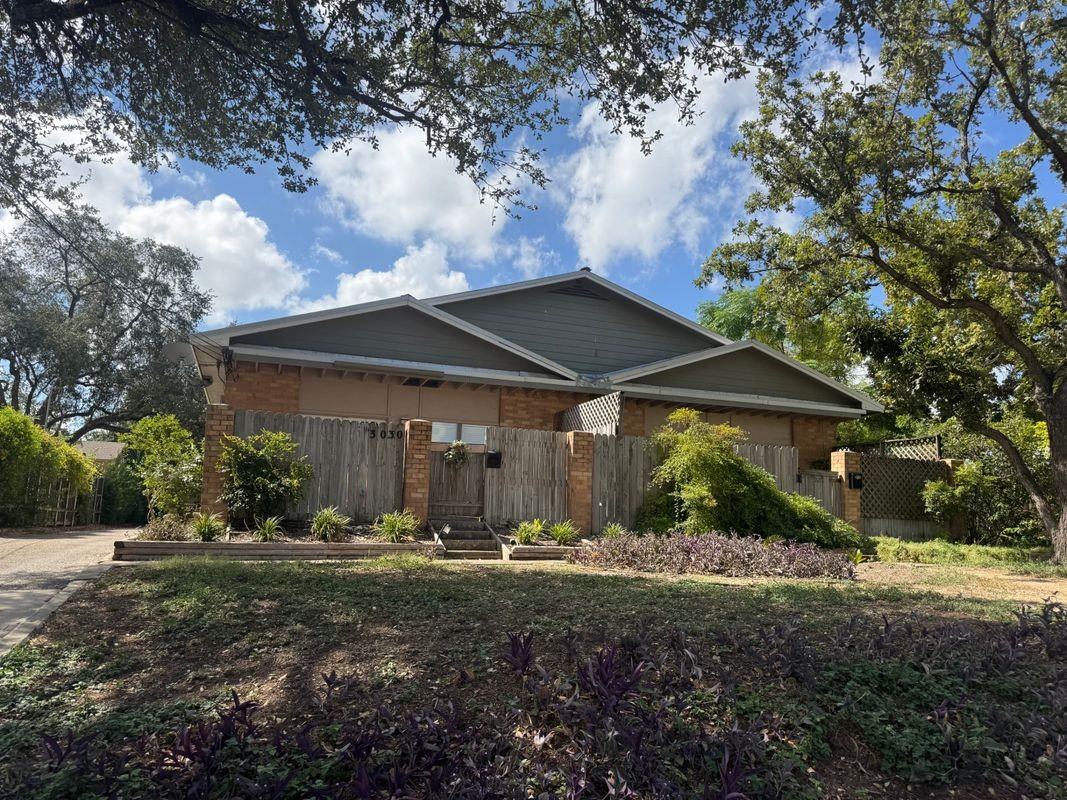 3030 Urban Crest Dr - Photo 3 of 3