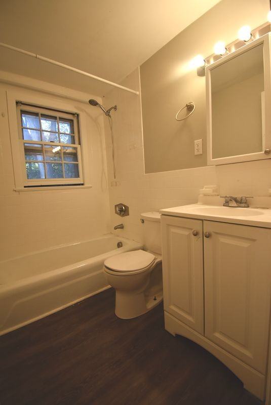 1 Trafalgar Dr ##12a - Photo 7 of 8