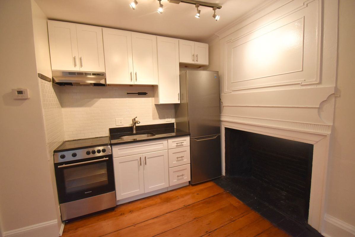 17 Beckford St ##4 - Photo 3 of 14