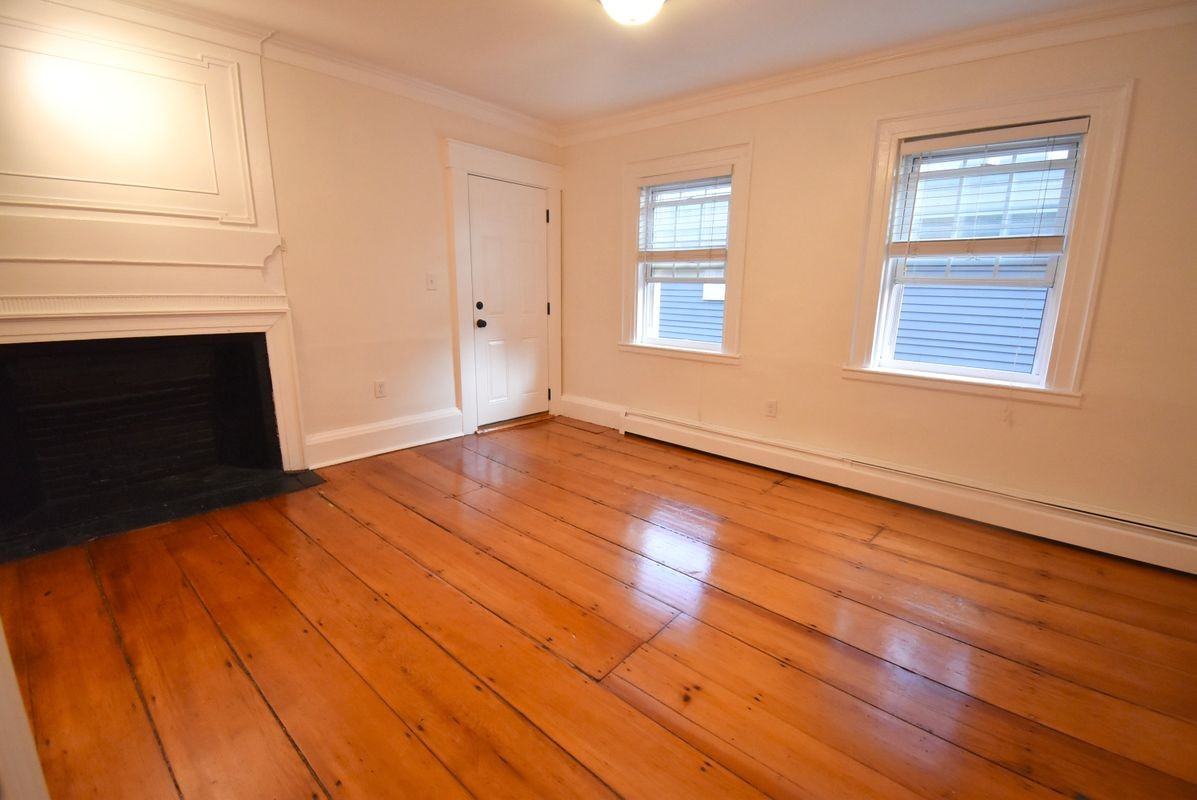 17 Beckford St ##4 - Photo 4 of 14