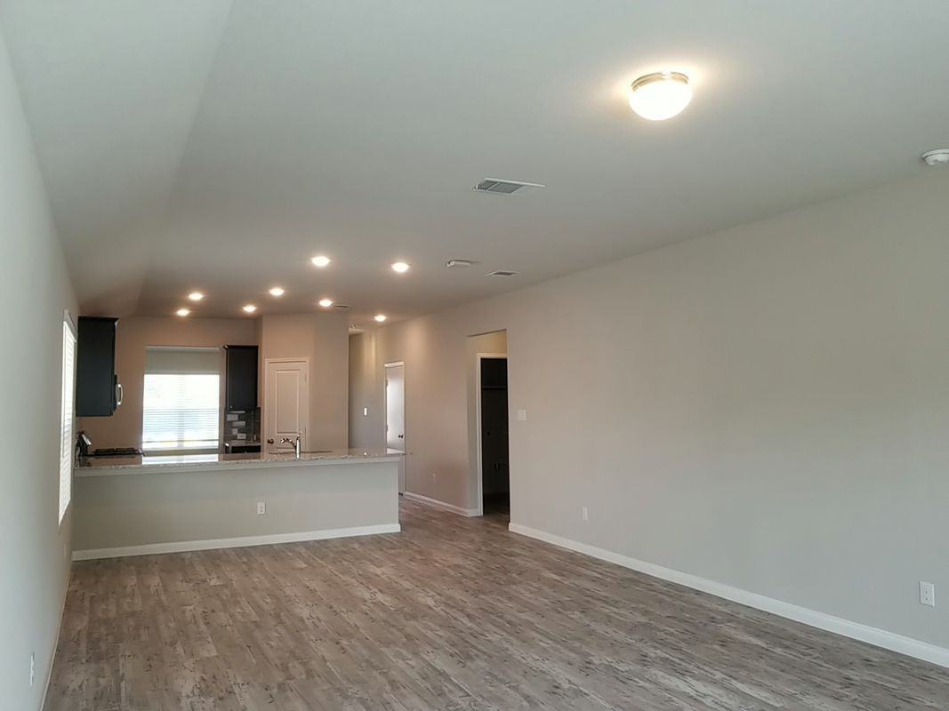 6114 Akin Pl - Photo 7 of 27