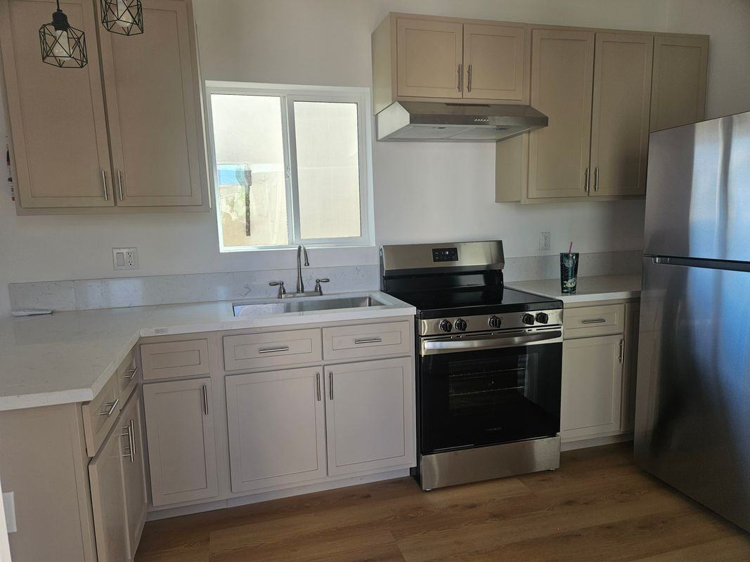 318 W Cleveland Ave - Photo 2 of 14