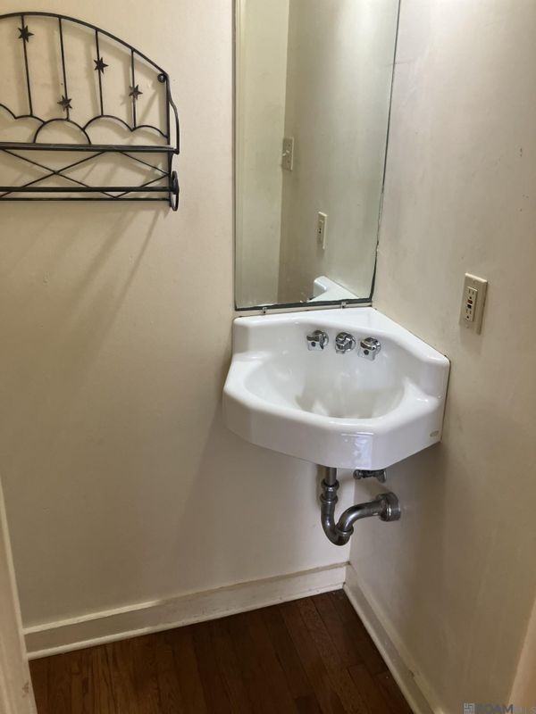 2617 Rittiner Dr - Photo 4 of 8
