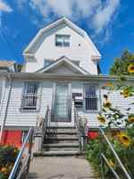 featured image of 16215 85th Ave
