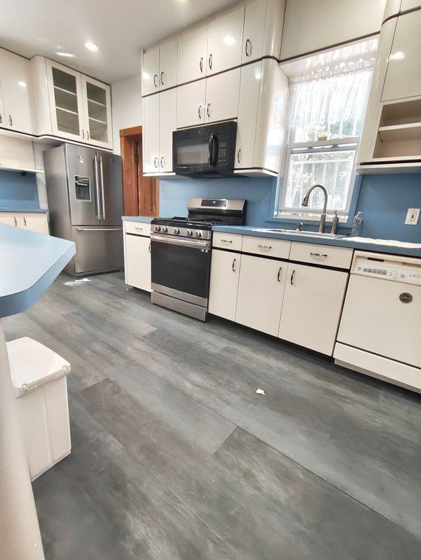 16215 85th Ave - Photo 4 of 16