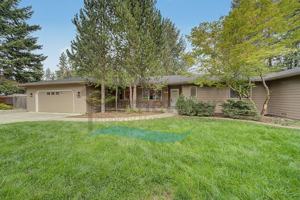 featured image of 9880 N Circle Dr