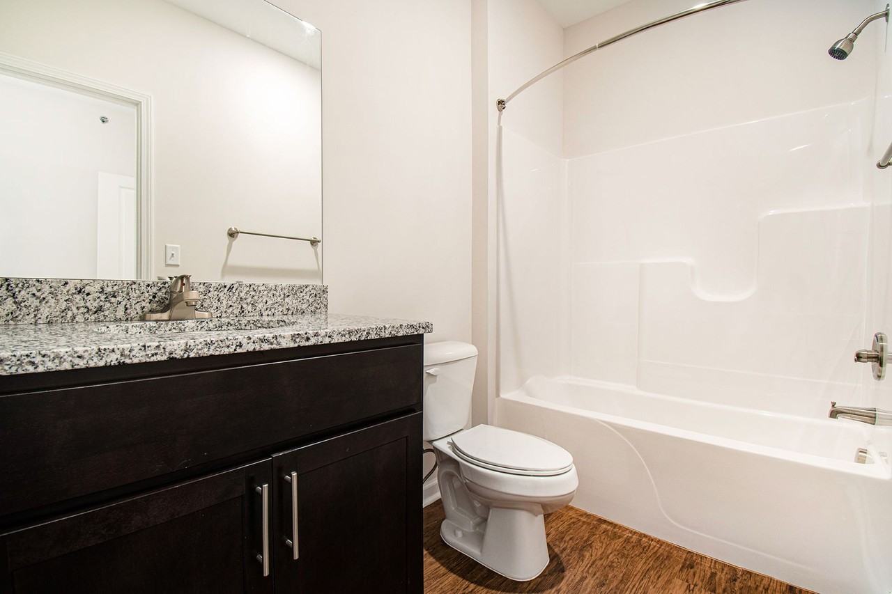 1006 S Indiana Ave #204 - Photo 4 of 13