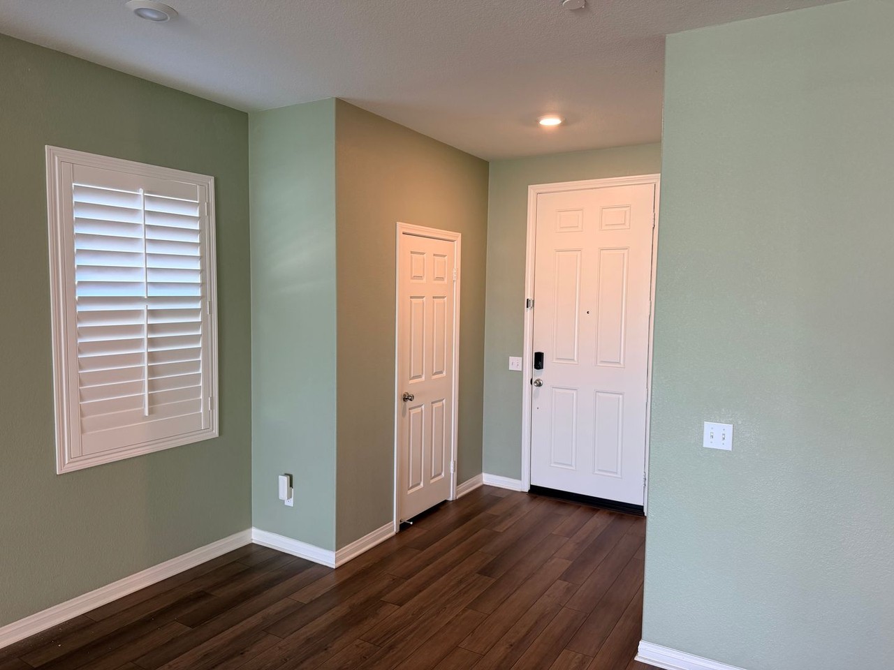 31871 Eaton Ln - Photo 5 of 38