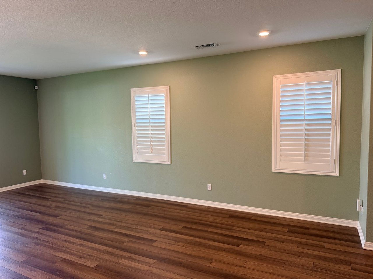 31871 Eaton Ln - Photo 6 of 38