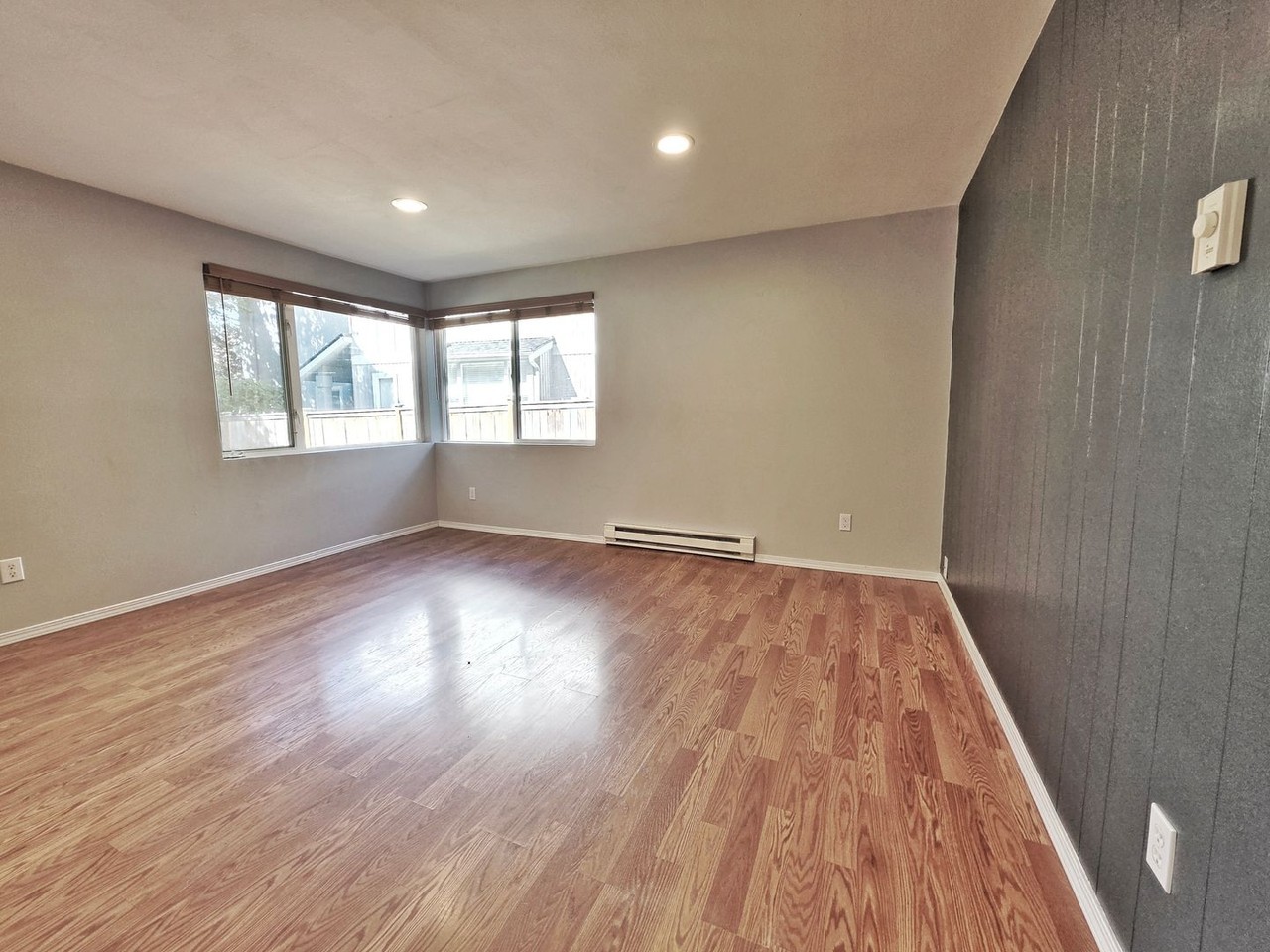 1108 Bellevue Way Se #2 - Photo 4 of 16
