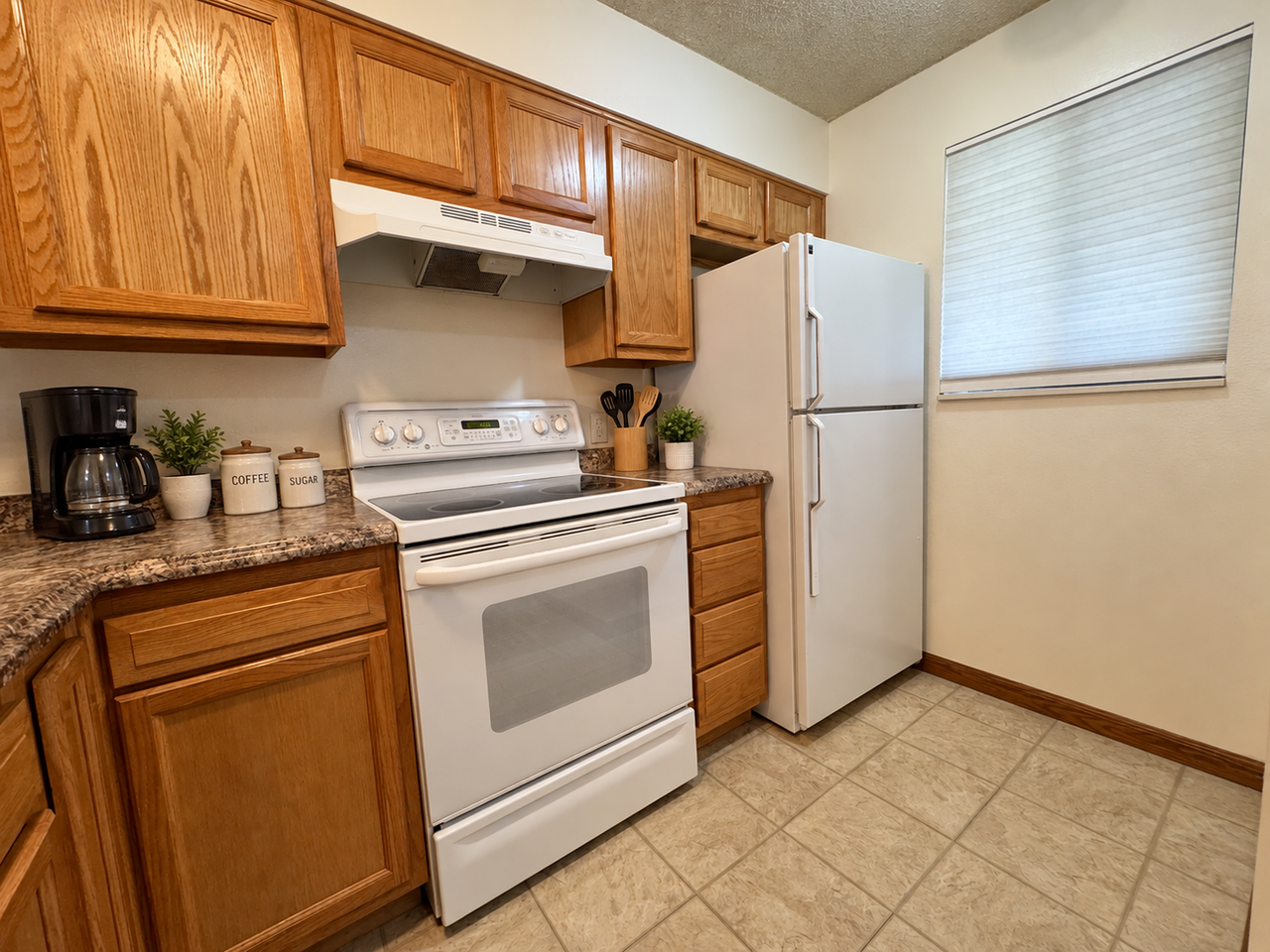 1705 Heatheridge Rd - Photo 7 of 10