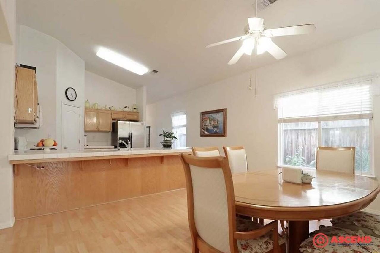 9425 Lanneau Ct - Photo 6 of 18