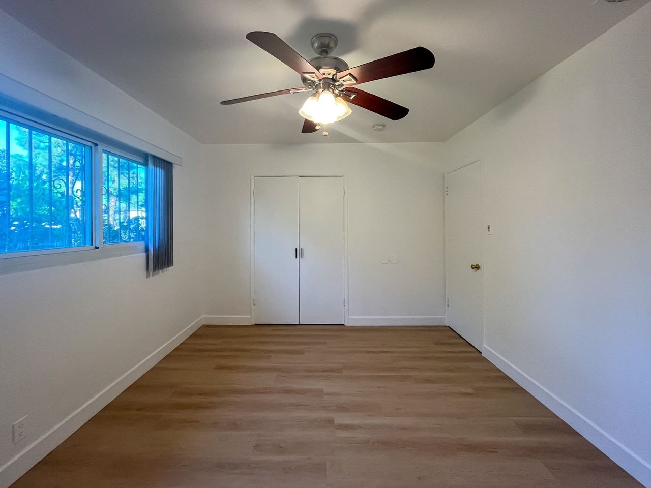 10625 Crenshaw Blvd - Photo 4 of 15