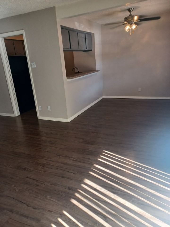 Seville West Apartments - Photo 5 of 23