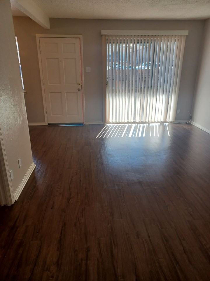 Seville West Apartments - Photo 7 of 23