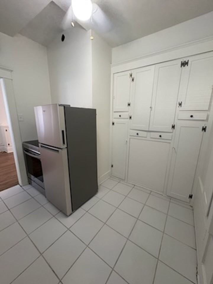 1819 E. 4th St. - Photo 7 of 14