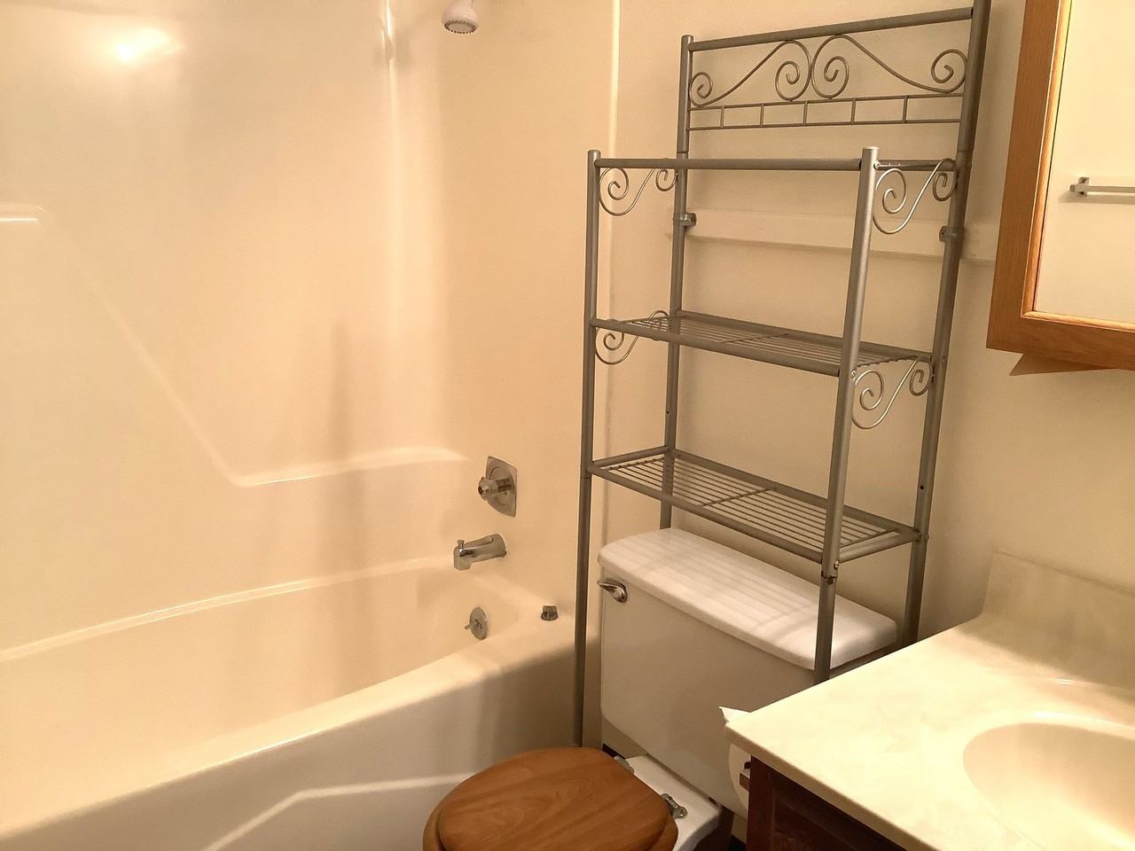1 - Photo 5 of 5