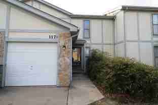 117 S Saxony Dr - Photo 1 of 1