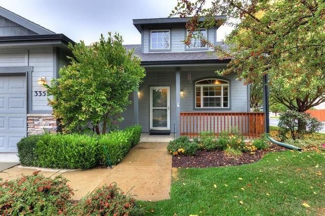 3353 N Aster Ave - Photo 2 of 24