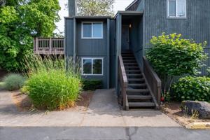 featured image of 2864 Newton Pl