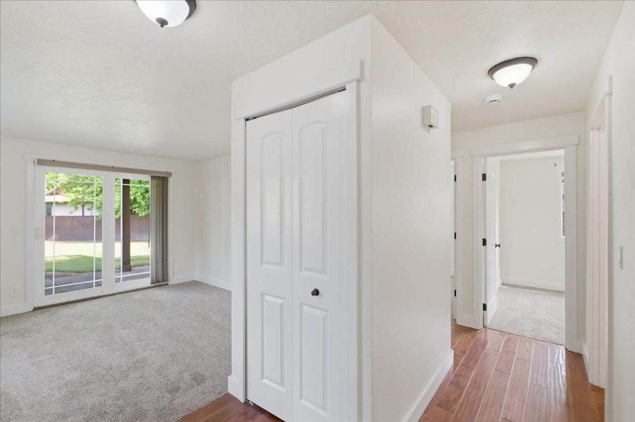 2864 Newton Pl - Photo 7 of 30