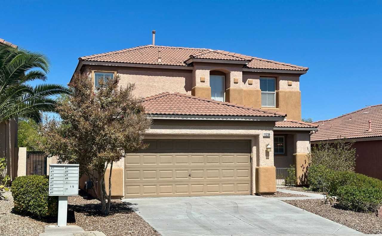11238 Tribiani Ave - Photo 2 of 23