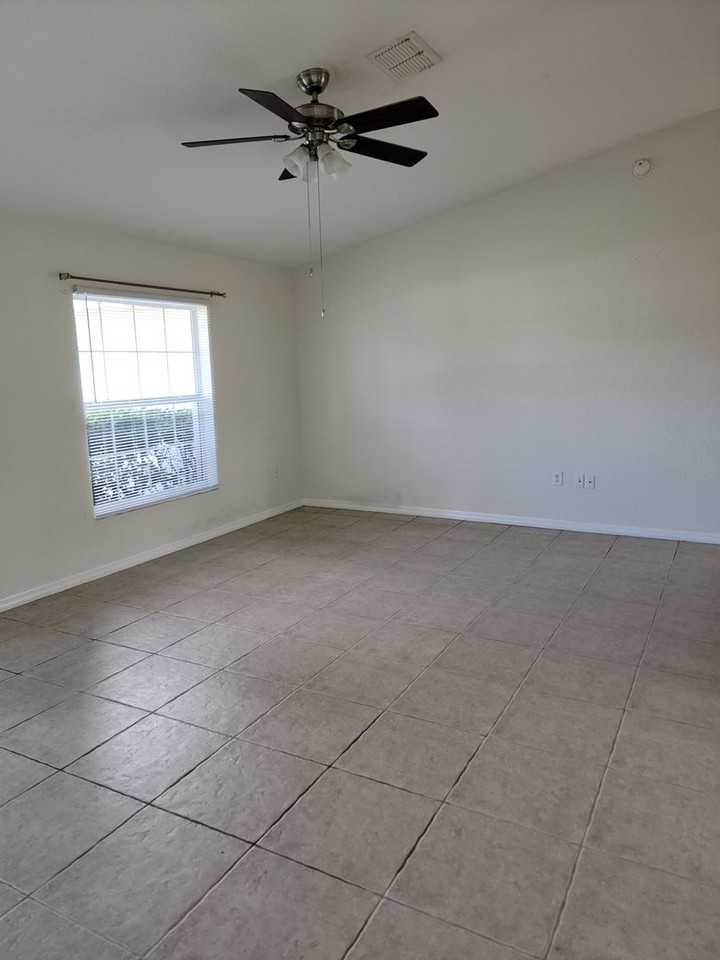 15710 Se 92nd Ave - Photo 7 of 13