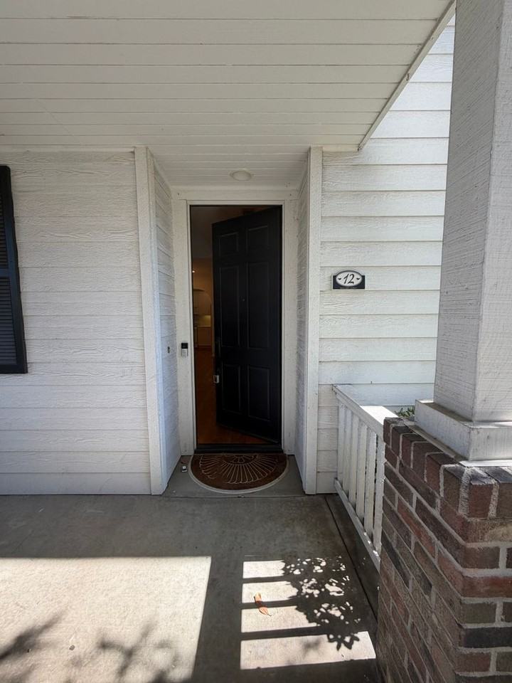 12 Ballard St - Photo 4 of 34