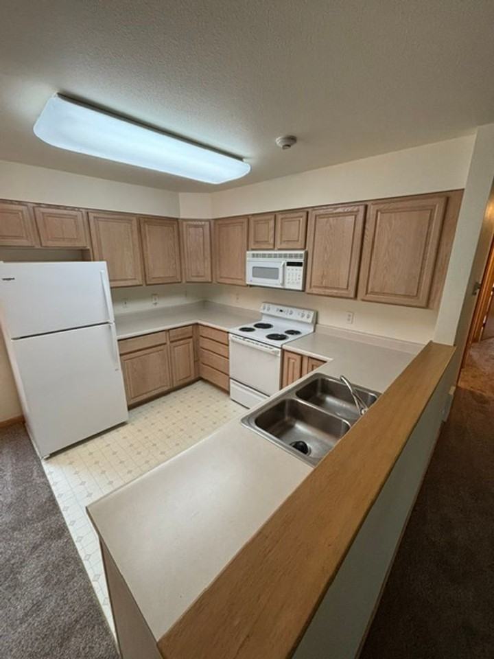 655 W Horton Rd #240