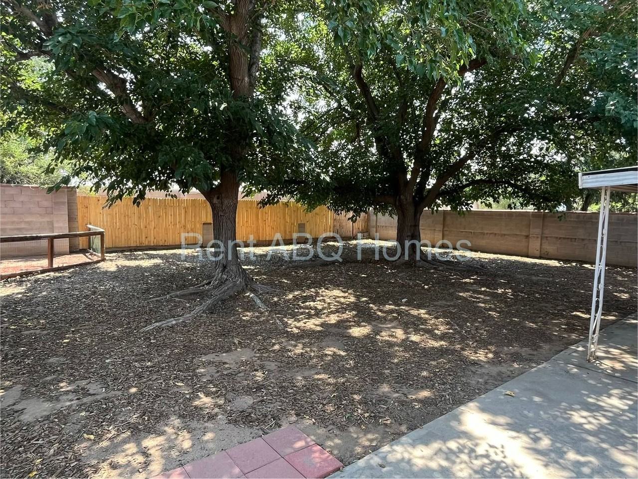 5812 Aztec Rd Ne - Photo 7 of 7