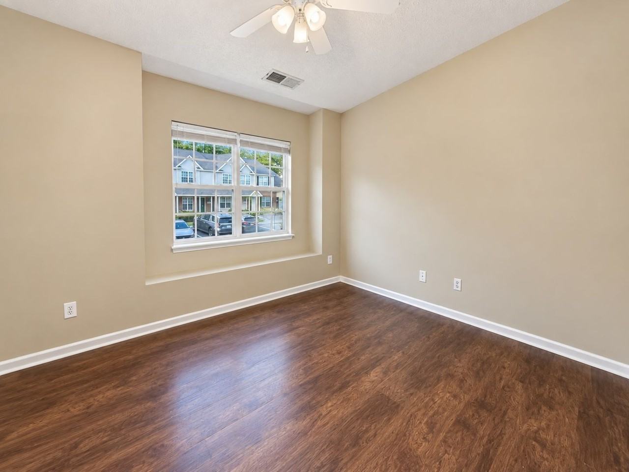 1864 Birch Heights Ct - Photo 5 of 10