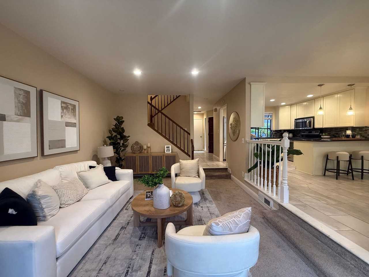 1166 Capri Dr - Photo 4 of 16