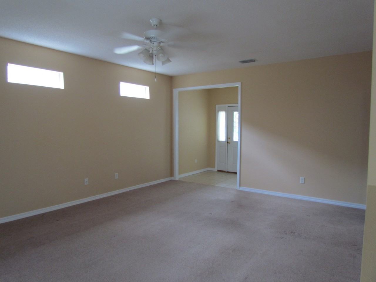 4530 White Point Ct - Photo 5 of 11