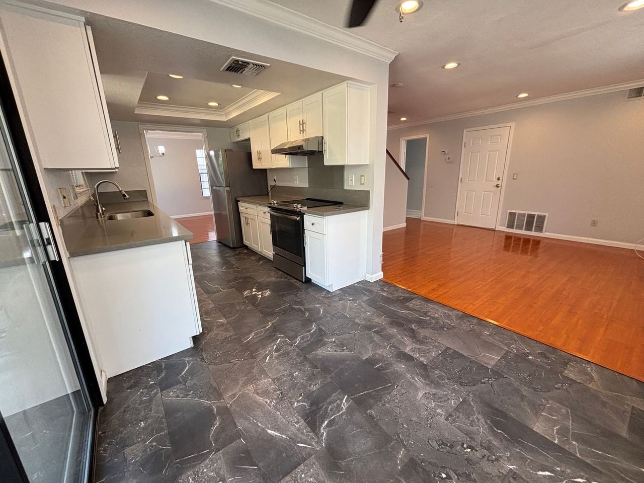 8837 La Margarita Way - Photo 5 of 24