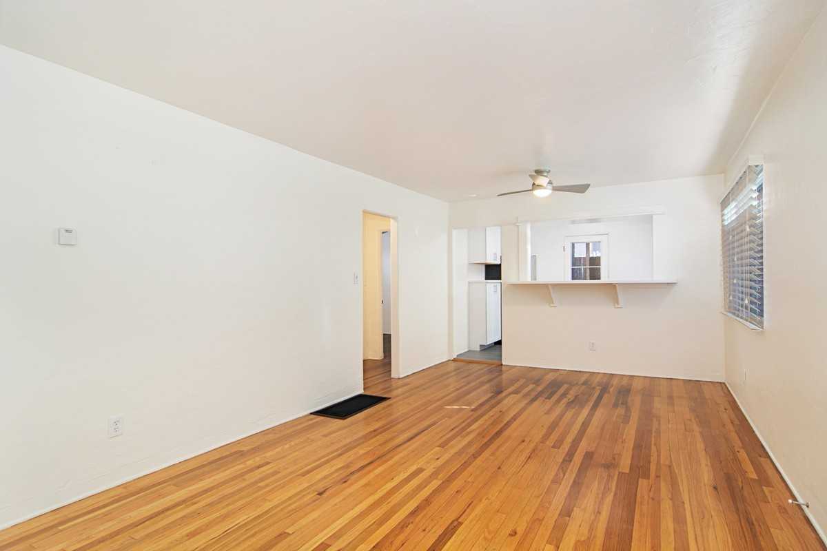 126 J Ave - Photo 3 of 13