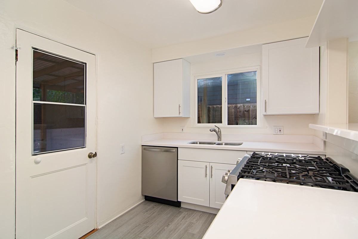 126 J Ave - Photo 6 of 13