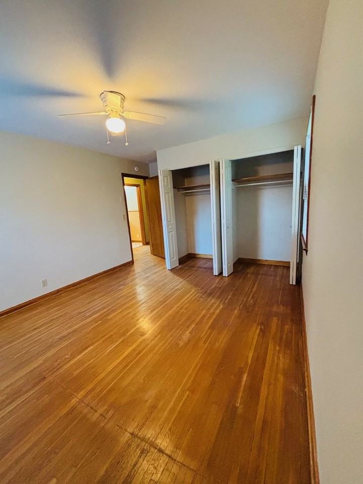 126 Cottage Ln - Photo 6 of 15