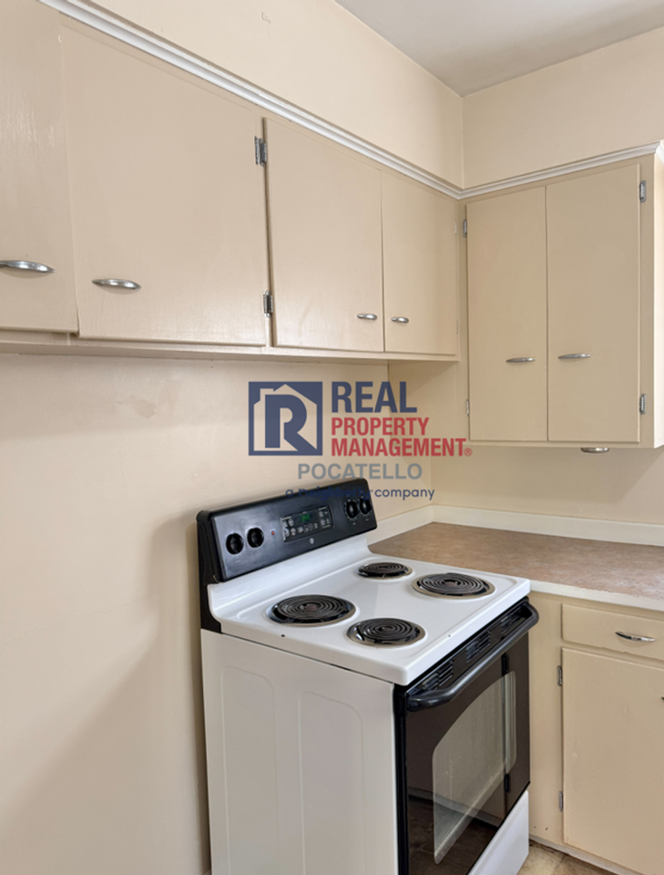 734 Dogwood St - Photo 5 of 22