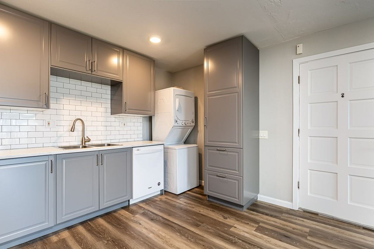 2336 Hosp Way #116 - Photo 2 of 21