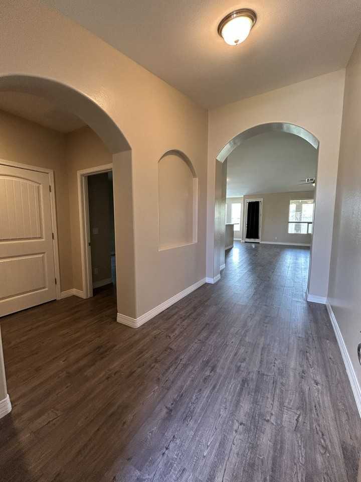 4843 S Brice - Photo 5 of 44