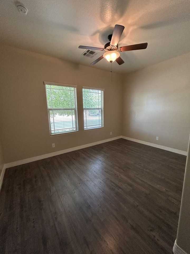 4843 S Brice - Photo 6 of 44