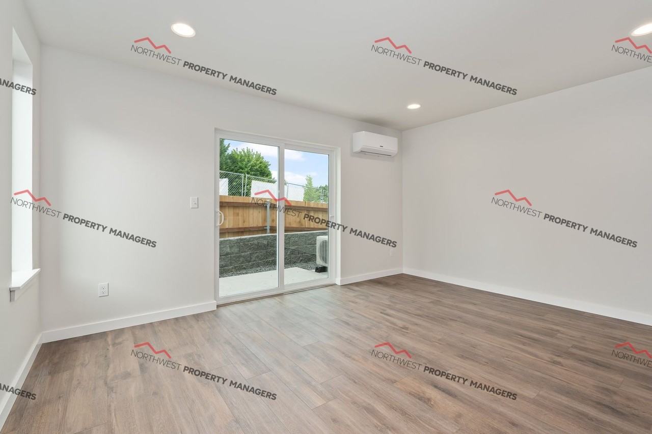 r280 Stella Station Townhomes - Photo 5 of 48