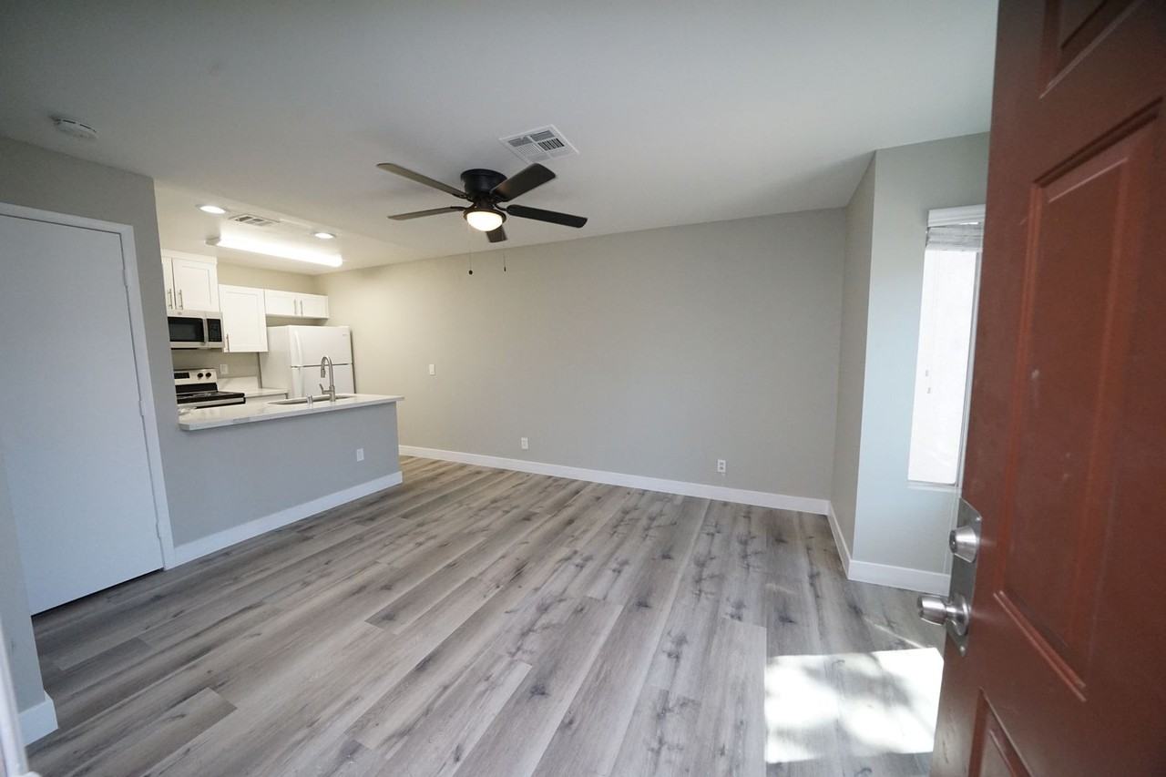 3682 Melonies Dr #4 - Photo 5 of 13