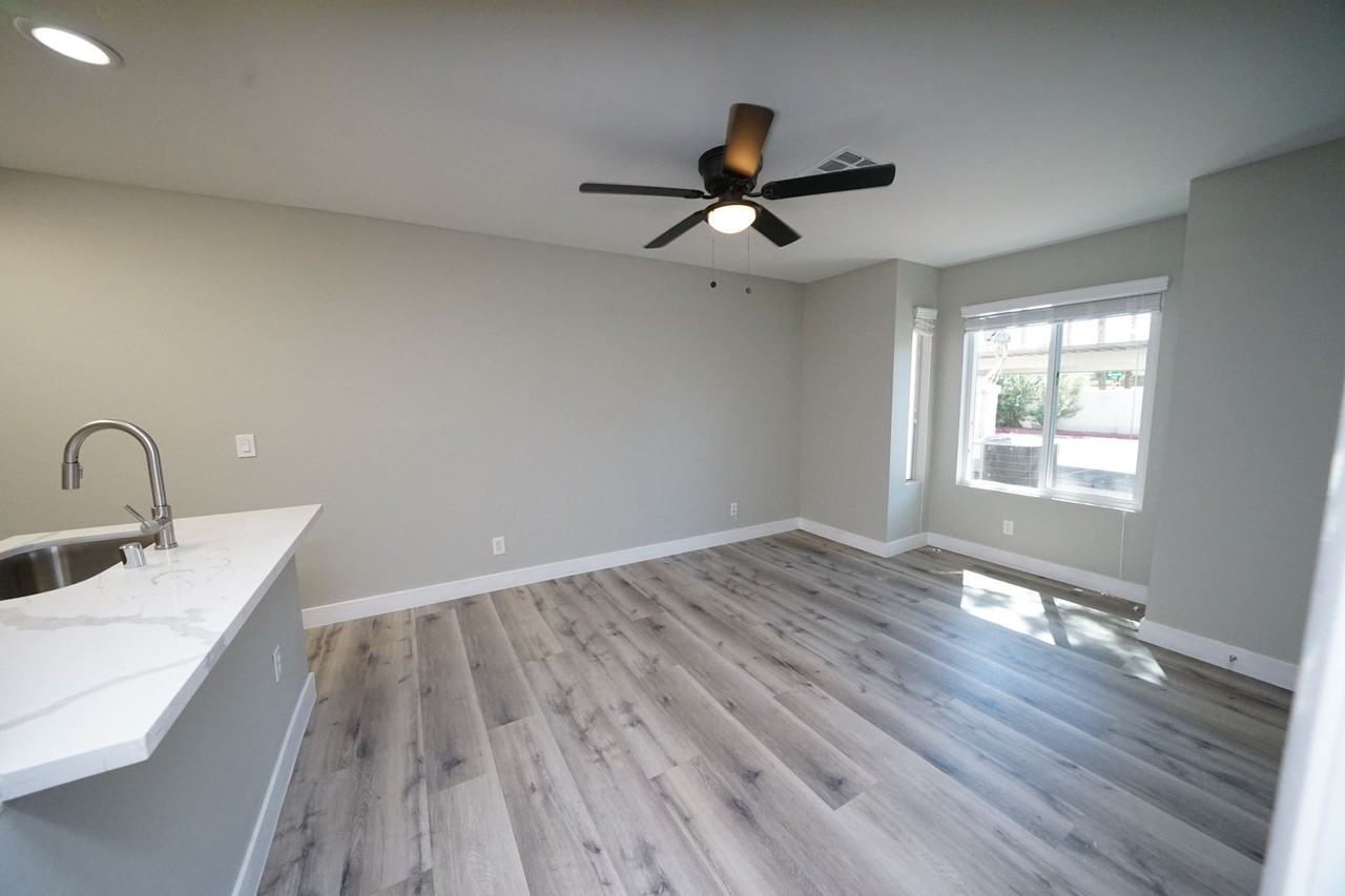 3682 Melonies Dr #4 - Photo 6 of 13