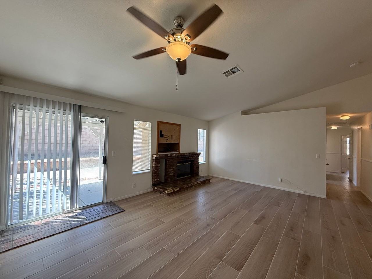 6124 Malaga Ct - Photo 3 of 17