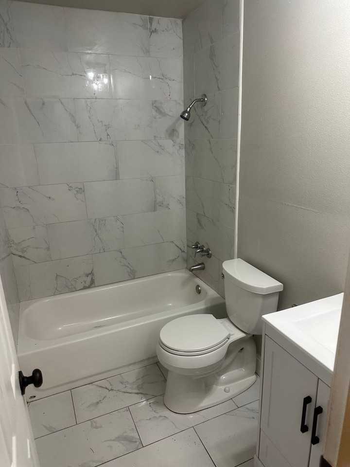 2 Kay Ln ##A - Photo 5 of 5